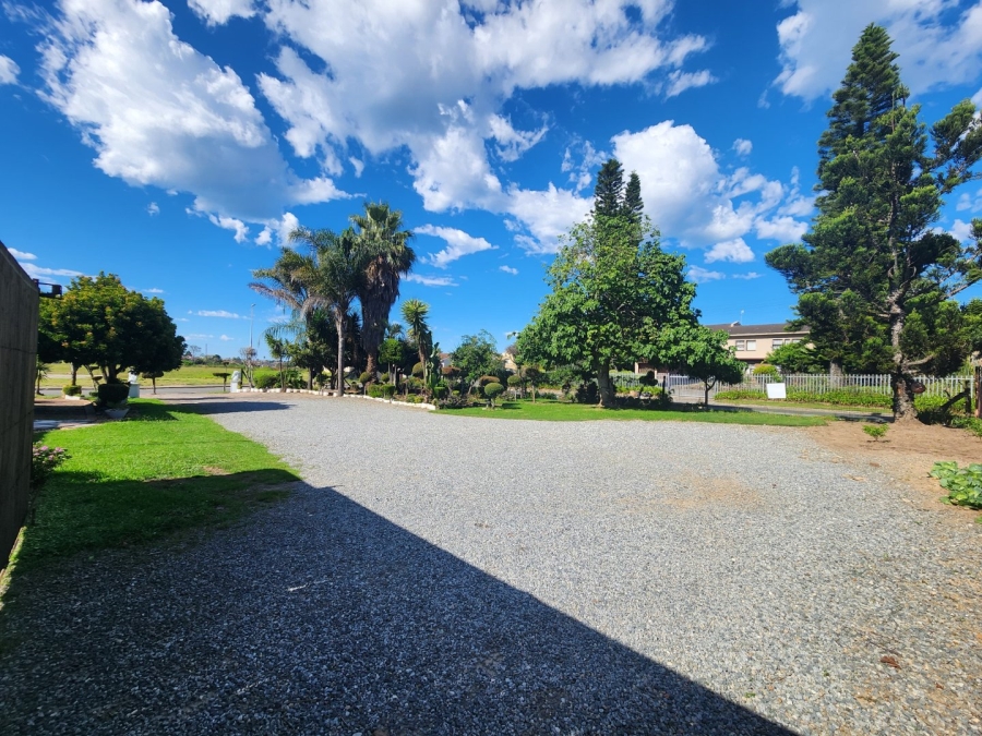 Commercial Property for Sale in Levallia Western Cape